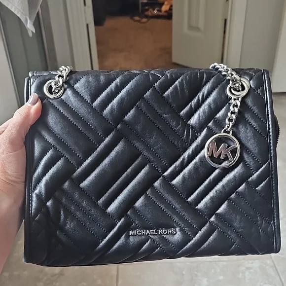 Michael Kors Black Geometric Quilted Shoulder Bag - Picture 3 of 16